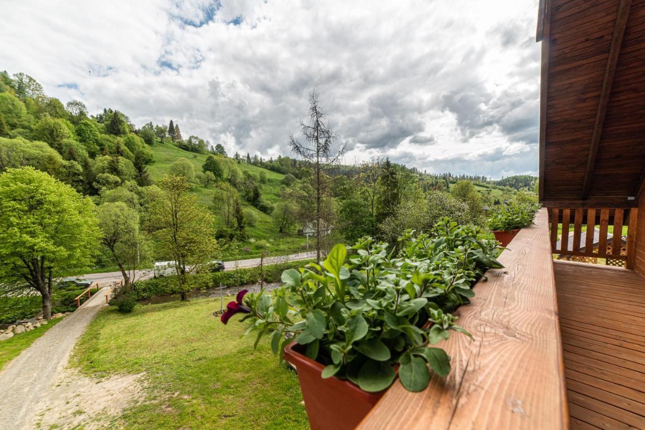 Villa Grace Oryavchyk Exteriör bild